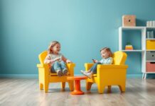 Eğlenceli Konaklama: Oyuncuk Koltukları ile Keyifli Anlar Fun Accommodation: Enjoyable Moments with Toy Chairs